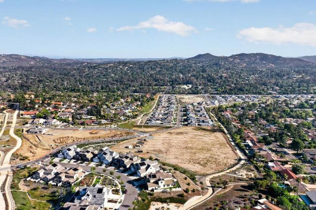 17296 Abbey Rd, Poway, CA 92064