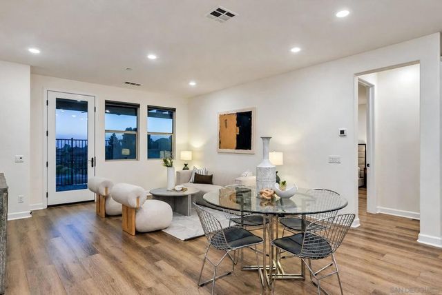 17296 Abbey Rd, Poway, CA 92064