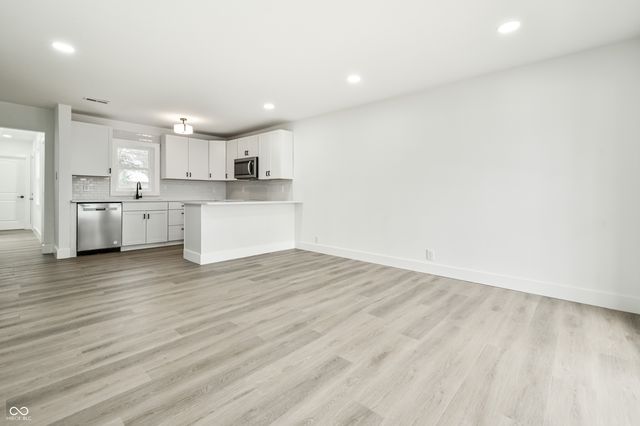 4213 Kingsley Drive, Indianapolis, IN 46205