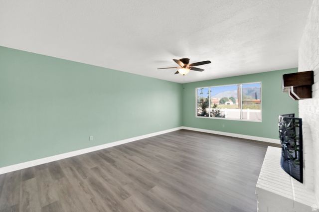 1415 S 1250 E, Clearfield, UT 84015