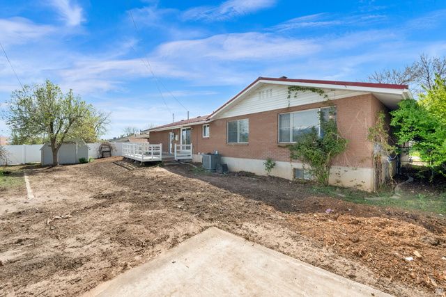 1415 S 1250 E, Clearfield, UT 84015
