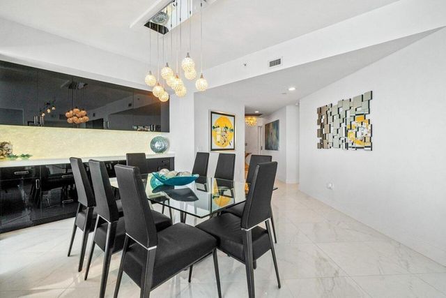 2640 Lake Shore Drive 2307, Riviera Beach, FL 33404