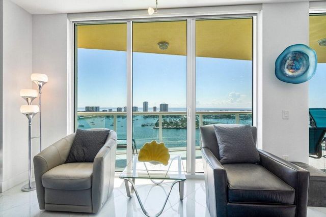 2640 Lake Shore Drive 2307, Riviera Beach, FL 33404