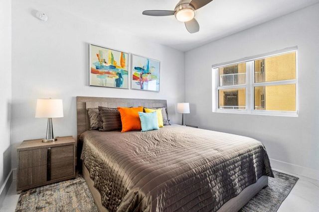 2640 Lake Shore Drive 2307, Riviera Beach, FL 33404