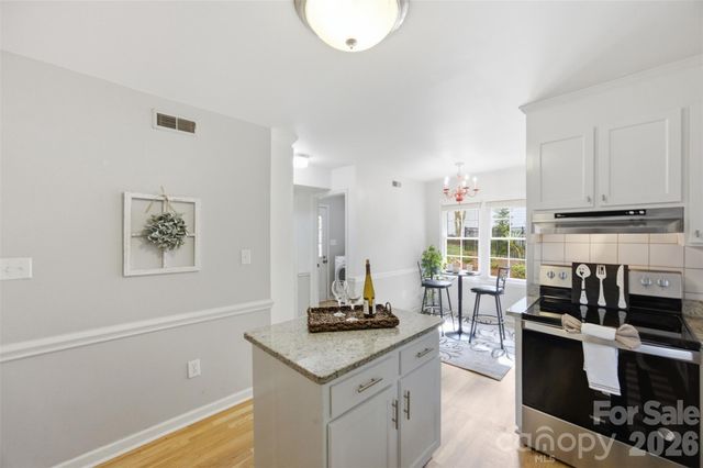 2811 Creekbed Lane, Charlotte, NC 28210