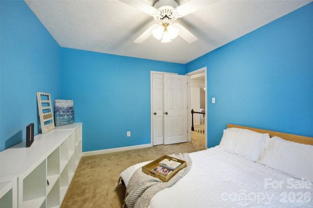 2811 Creekbed Lane, Charlotte, NC 28210