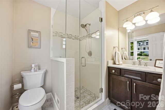 2811 Creekbed Lane, Charlotte, NC 28210