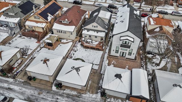 2716 Grove Avenue, Berwyn, IL 60402