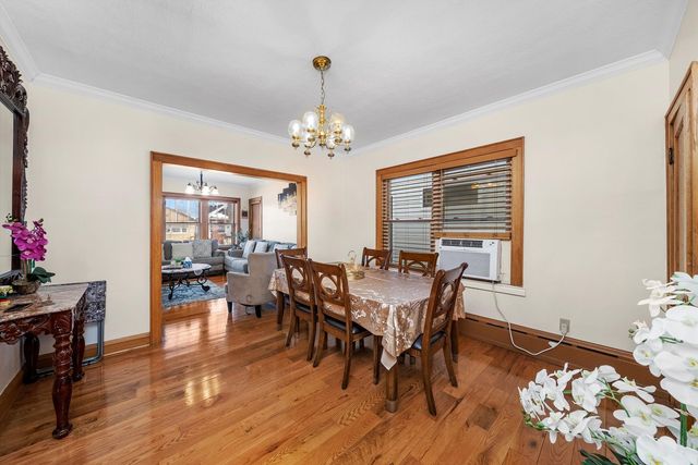 2716 Grove Avenue, Berwyn, IL 60402