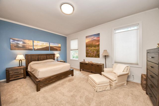 24 Bayou Shadows Street, Houston, TX 77024