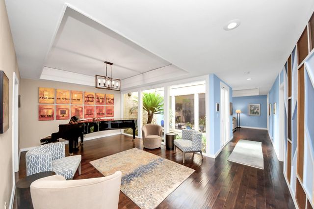 24 Bayou Shadows Street, Houston, TX 77024