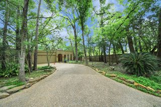 24 Bayou Shadows Street, Houston, TX 77024