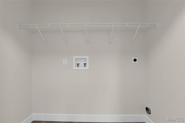 4002 Summerfield Parkway, St Charles, MO 63304