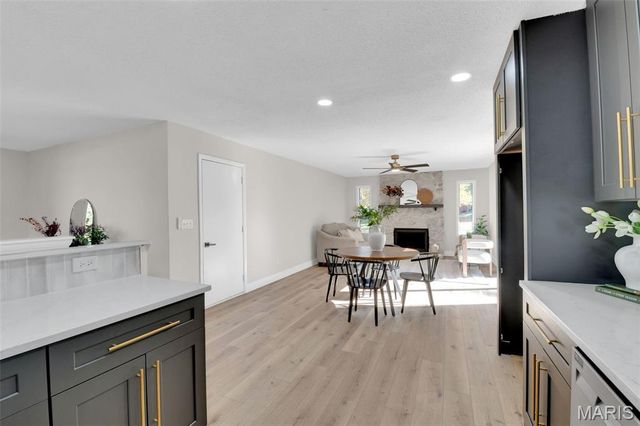 4002 Summerfield Parkway, St Charles, MO 63304