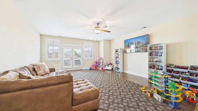 926 Cochran Street, Charleston, SC 29492