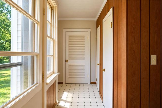 9147 Farys Mill RD, Gloucester, VA 23061
