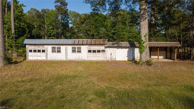 9147 Farys Mill RD, Gloucester, VA 23061