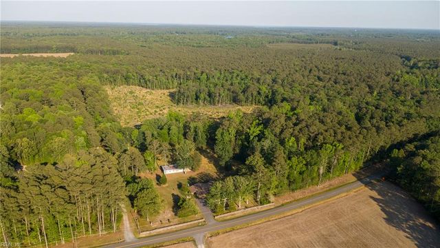 9147 Farys Mill RD, Gloucester, VA 23061
