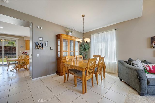 1568 Yeats, San Jacinto, CA 92583