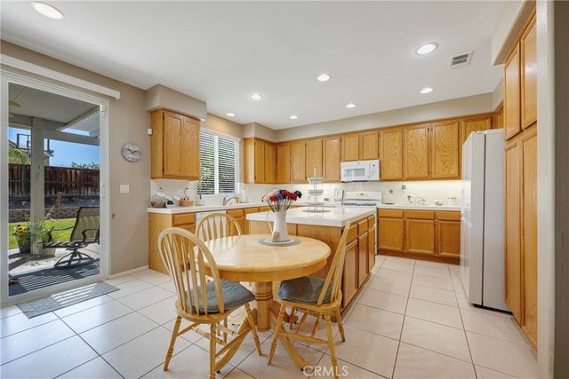 1568 Yeats, San Jacinto, CA 92583