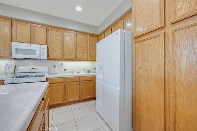 1568 Yeats, San Jacinto, CA 92583