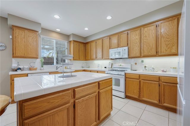 1568 Yeats, San Jacinto, CA 92583