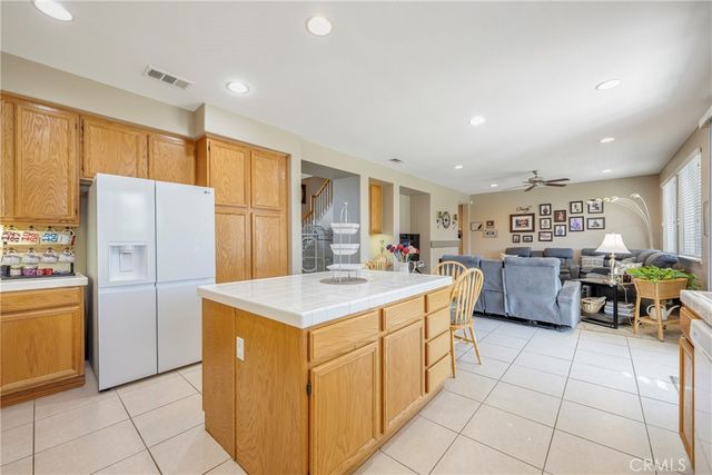 1568 Yeats, San Jacinto, CA 92583
