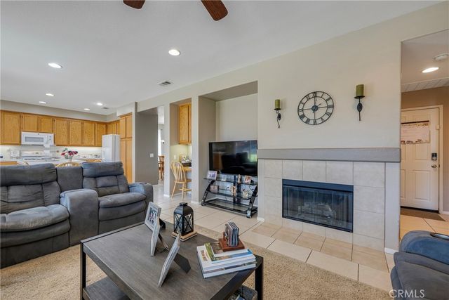 1568 Yeats, San Jacinto, CA 92583