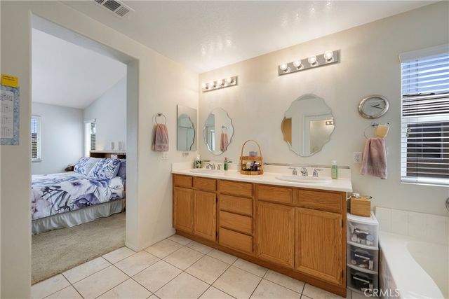 1568 Yeats, San Jacinto, CA 92583