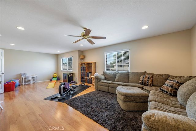 1568 Yeats, San Jacinto, CA 92583