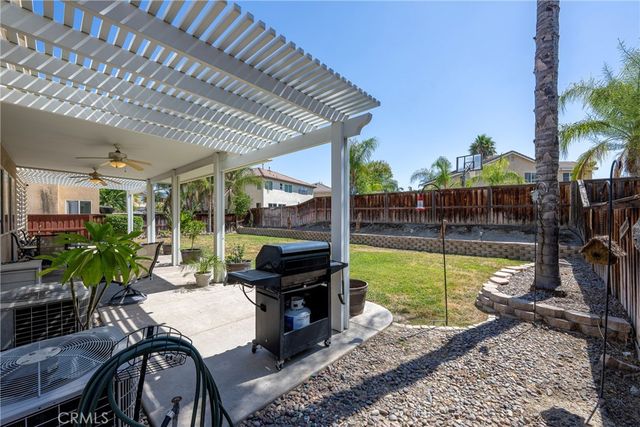 1568 Yeats, San Jacinto, CA 92583
