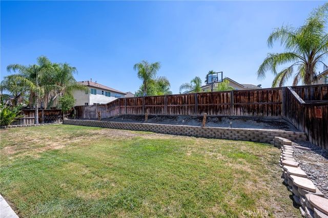 1568 Yeats, San Jacinto, CA 92583
