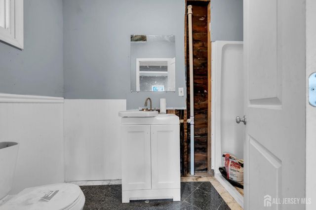 26 Murray Lane, Keansburg, NJ 07734
