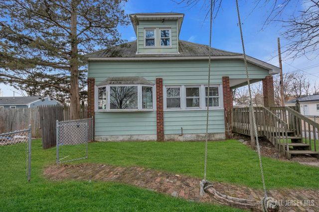 26 Murray Lane, Keansburg, NJ 07734