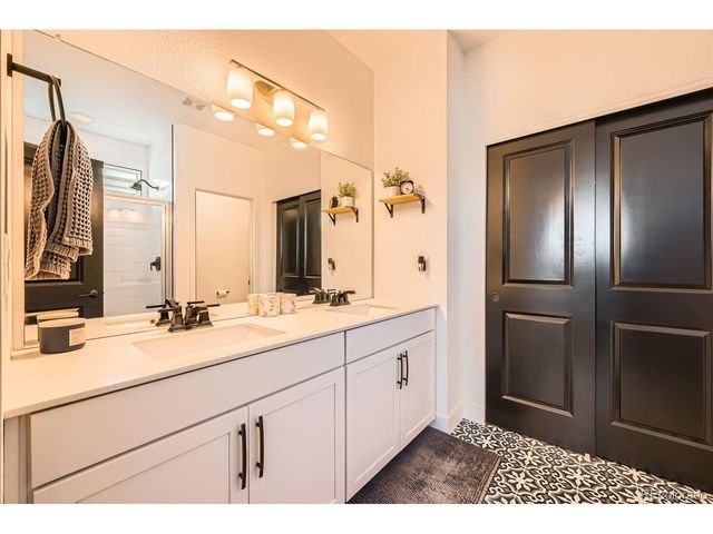 26819 E Cedar Ave, Aurora, CO 80018