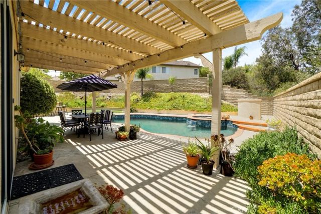 26445 Oakdale Canyon, Canyon Country, CA 91387