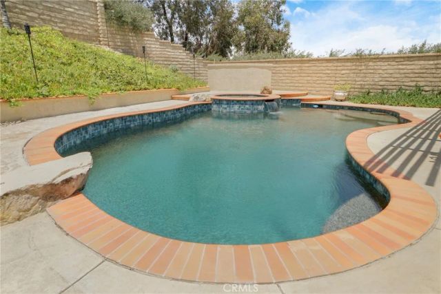 26445 Oakdale Canyon, Canyon Country, CA 91387