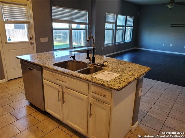 11531 Pelican, San Antonio, TX 78221