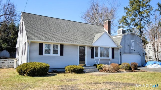 26 Washburn Drive, Plainville, CT 06062