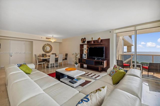 1800 S Ocean Dr 1005, Hallandale Beach, FL 33009