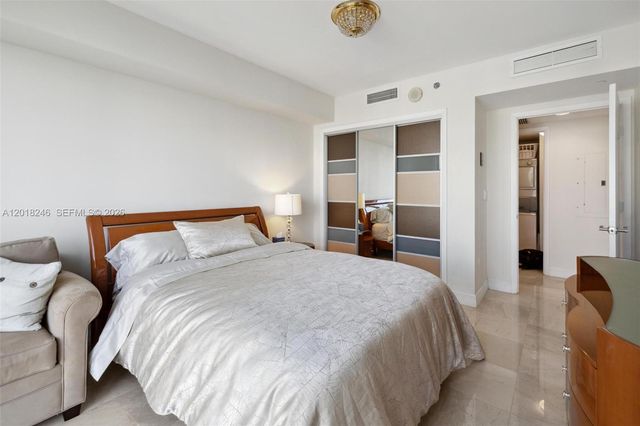 1800 S Ocean Dr 1005, Hallandale Beach, FL 33009