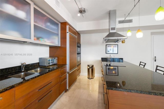 1800 S Ocean Dr 1005, Hallandale Beach, FL 33009