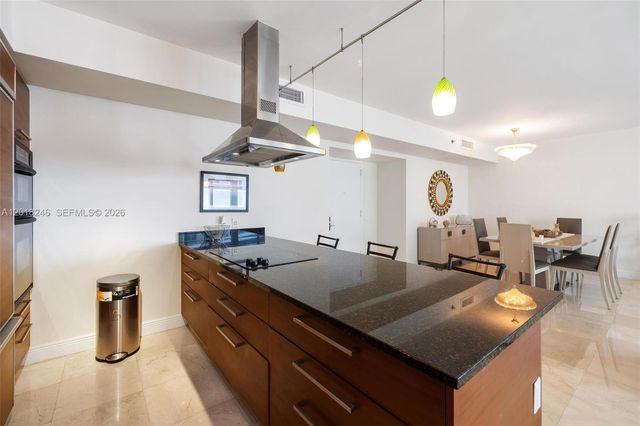 1800 S Ocean Dr 1005, Hallandale Beach, FL 33009