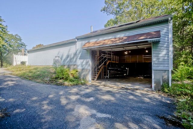 275 Northwest Rd, Westhampton, MA 01027