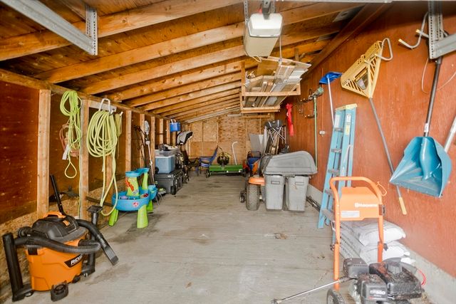 275 Northwest Rd, Westhampton, MA 01027