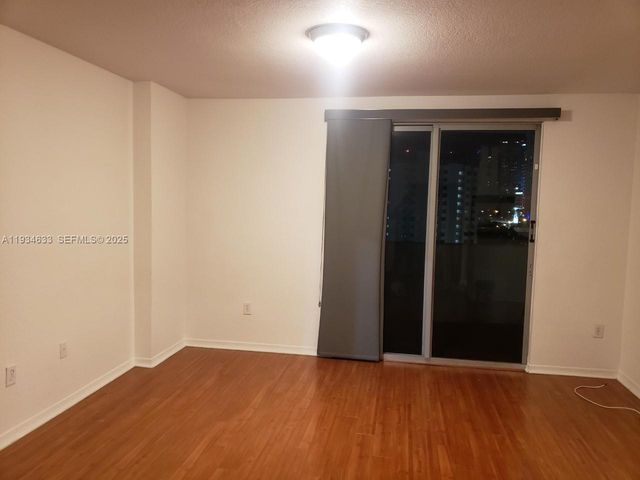 36 NW 6th Ave 906, Miami, FL 33128