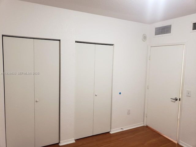 36 NW 6th Ave 906, Miami, FL 33128