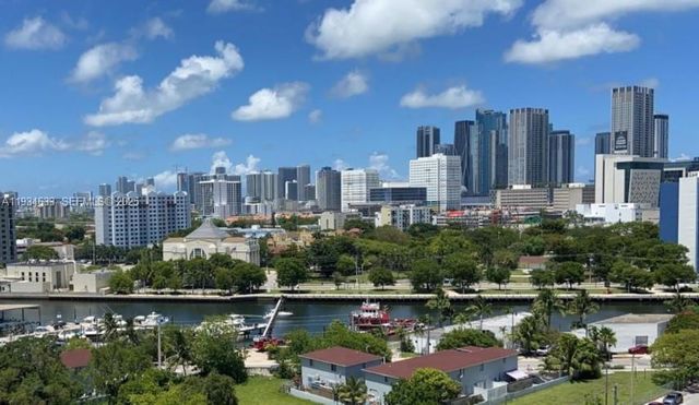 36 NW 6th Ave 906, Miami, FL 33128