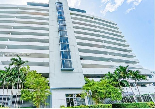 36 NW 6th Ave 906, Miami, FL 33128