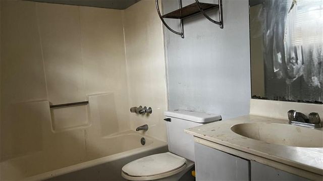 3291 Wintercreeper Drive, Lithonia, GA 30038